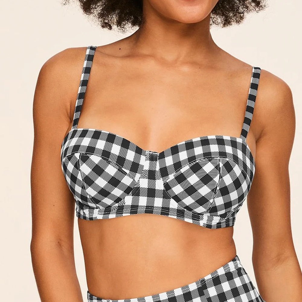 🖤Adore Me Vivien Swim Top🤍